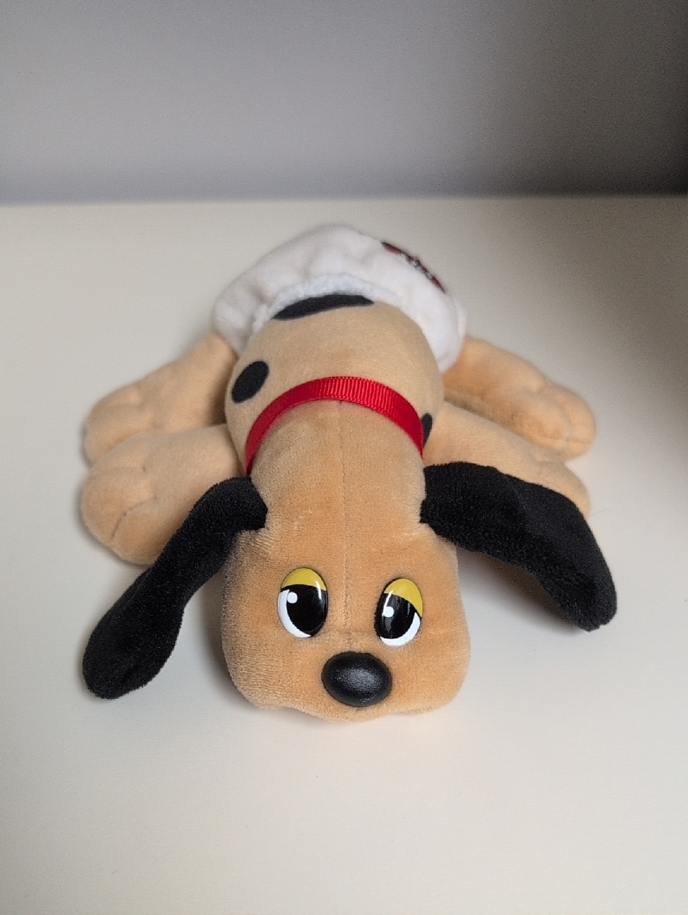 Vintage Pound Puppies Newborn Plush Collectible Black And Tan Dog Puppy